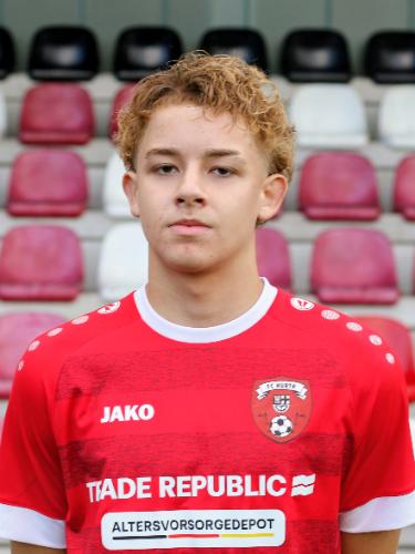 Jannik, Karl-Frederik Steves