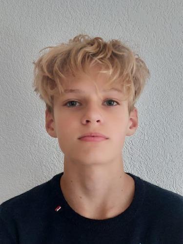 Dominik Holesch