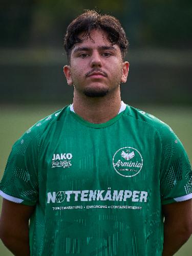 Arda Gür