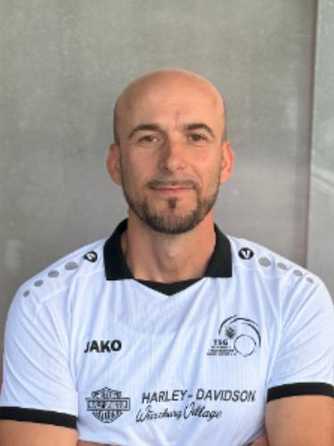 Binak Beqiri