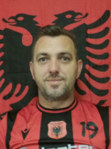 Arben Smakolli