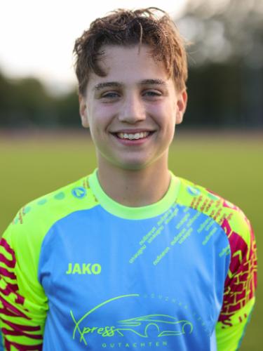 Mika Louis Dominiak