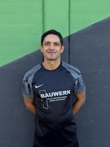 Juan Cisneros