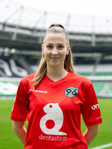 Alessya-Sophie Ruhnow