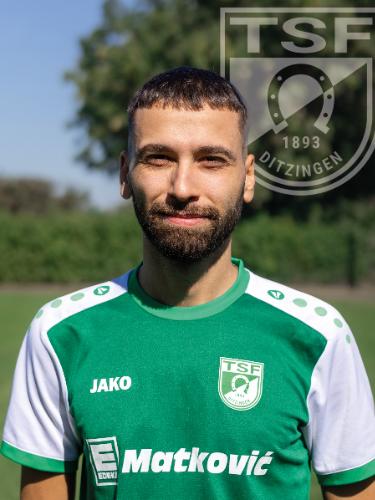 Dardan Veseli