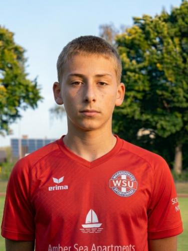 Mika Schönebeck