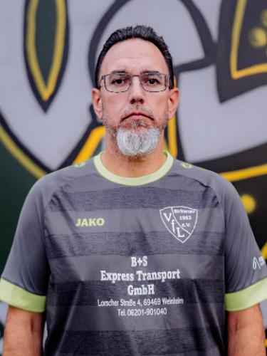 Daniel Flores