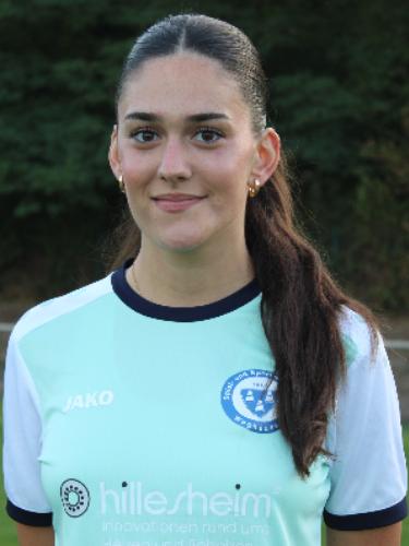 Mia Alba Jung