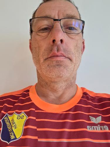 Mike Büchner