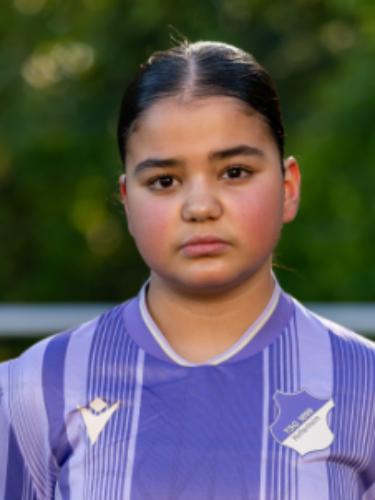 Ela Özcan