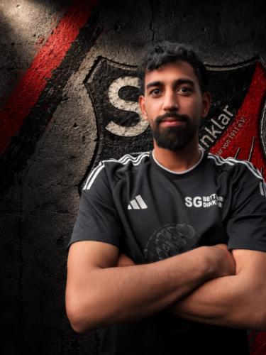 Ali Naveet